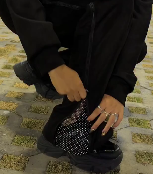 Foldable Hollow-out Sparkling Hoodies Set