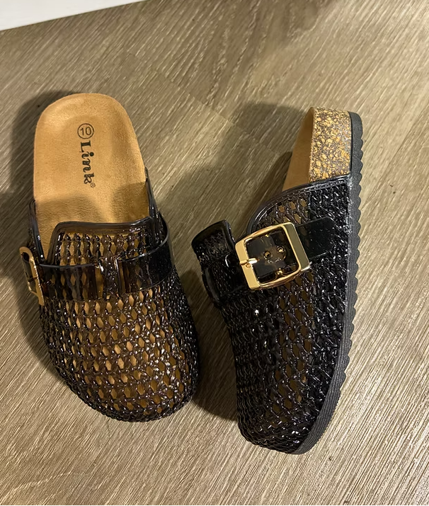 Jelly Closed Toe Slide On Sandals
