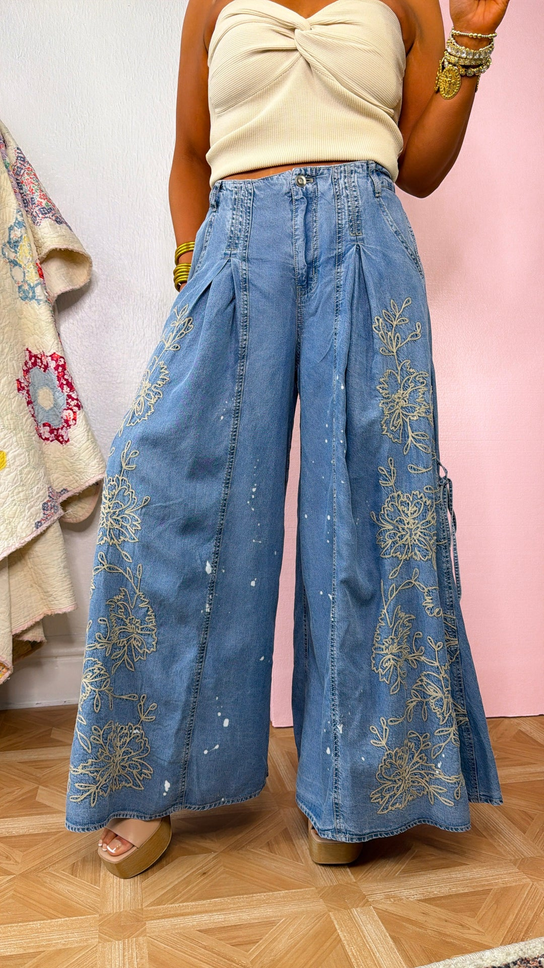 Floral Detail Wide Leg Denim Pants
