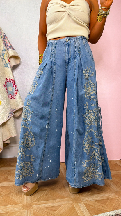Floral Detail Wide Leg Denim Pants