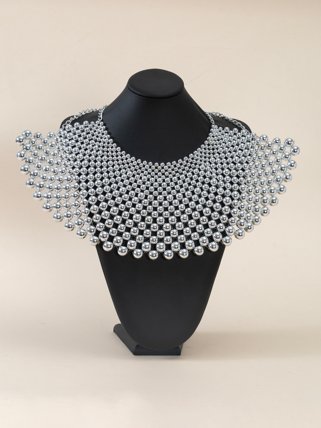 Large Mesh Pearl Necklace