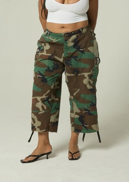 The Cropped Cargo Pants